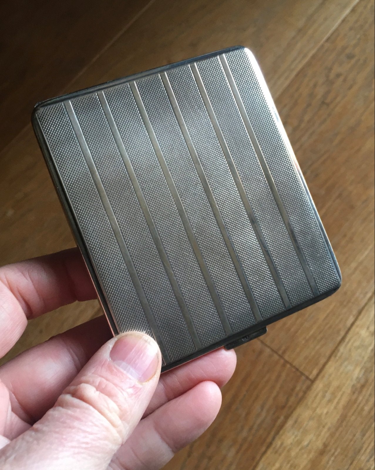 Zwaar Verzilverd Sigaretten Doosje Antieke Vintage WWII WW2?, Ophalen, Zo goed als nieuw, Overige kleuren