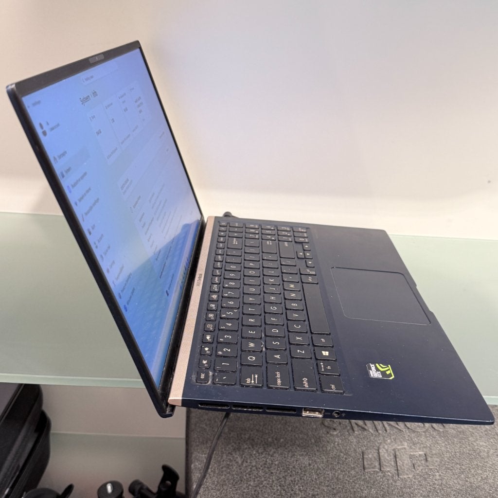 Asus Zenbook UX533F i7 laptop | 16GB RAM - 1TB SSD - GTX1050, Asus, Zo goed als nieuw, Support@asus.com, No. 15, Li-Te Road, Beitou District
Taipei 112
Taiwan