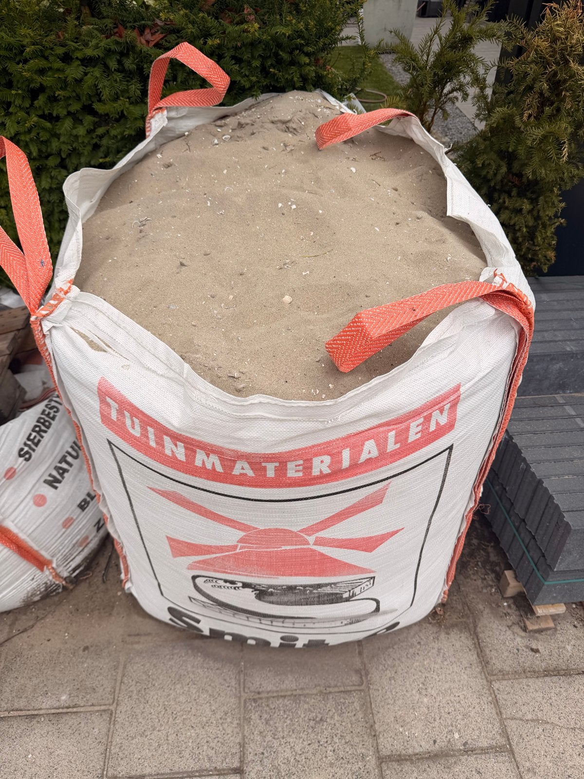 Ophoogzand in big bag en veel meer, Ophalen, Nieuw, Ophoogzand
