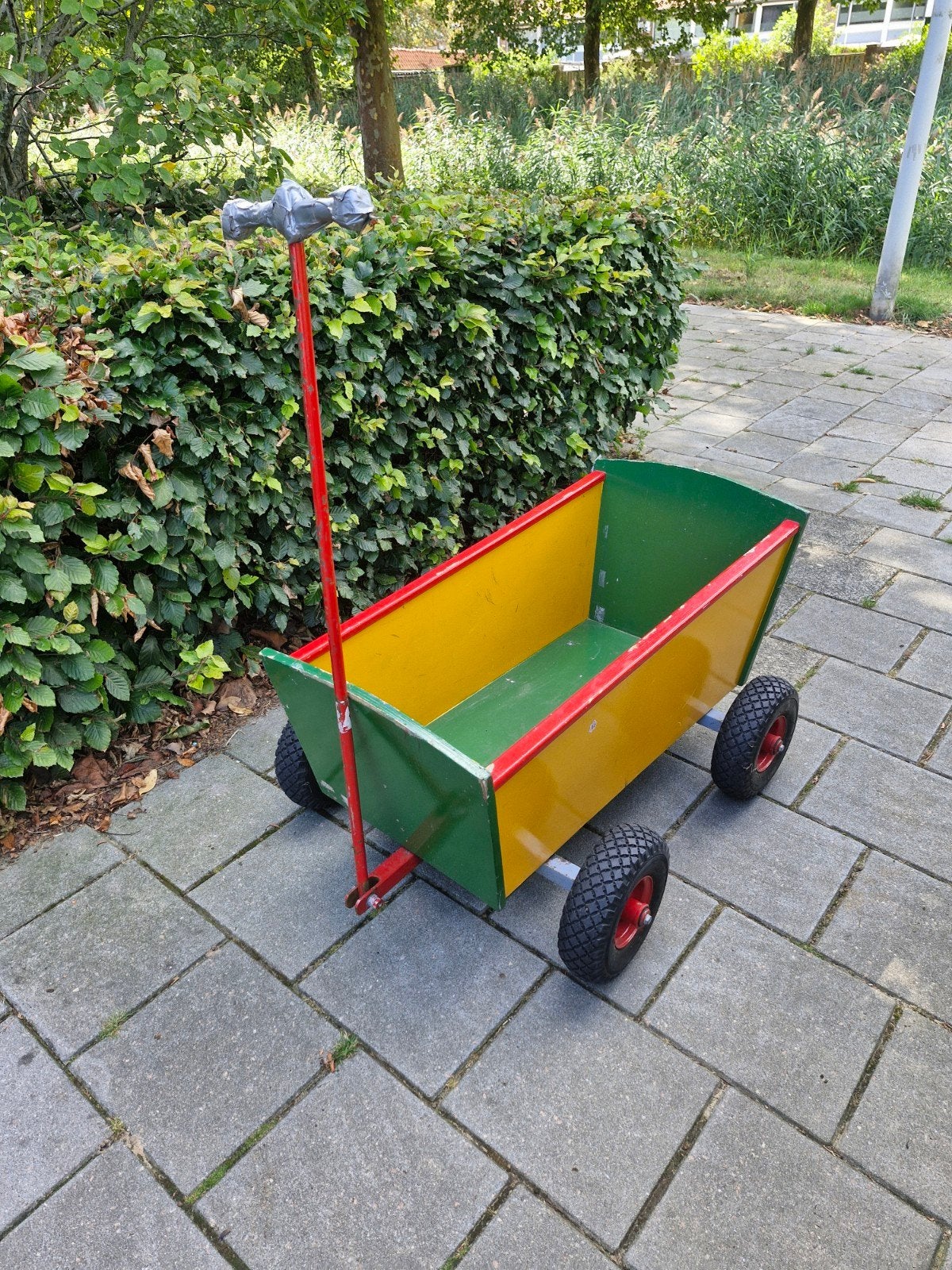 Houten bolderkar met luchtbanden, Ophalen, Gebruikt, Duwvoertuig