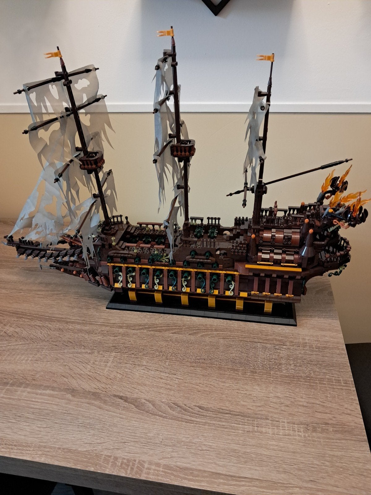 The Flying Dutchman 4364pcs ,gedemonteerd&gesorteerd op nr., Zo goed als nieuw, Inclusief instructies, Complete set, Pirates
