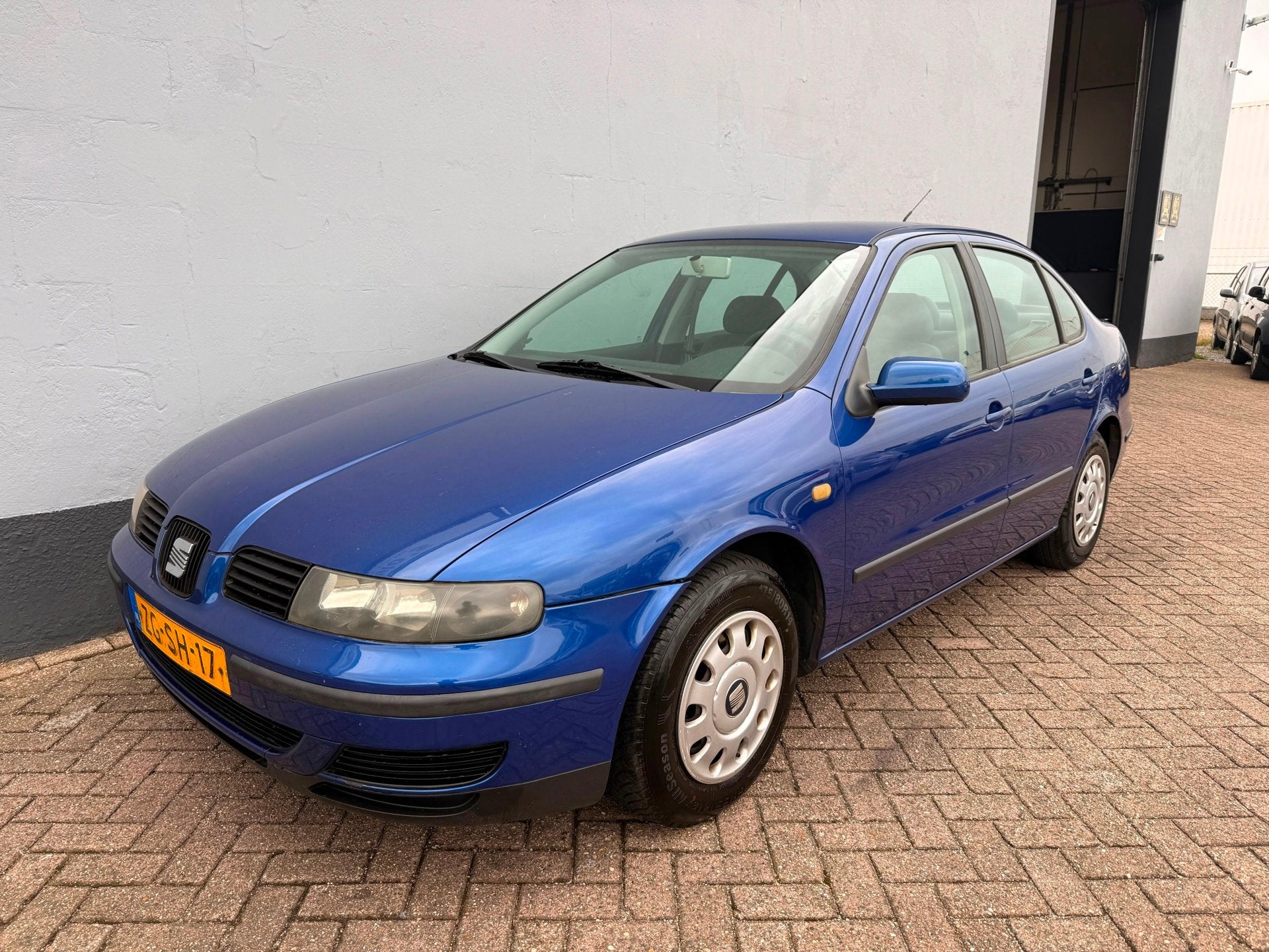 Seat Toledo 1.6 Stella - Airco - Trekhaak - APK 08-2027, 101 pk, Gebruikt, 4 cilinders, Blauw