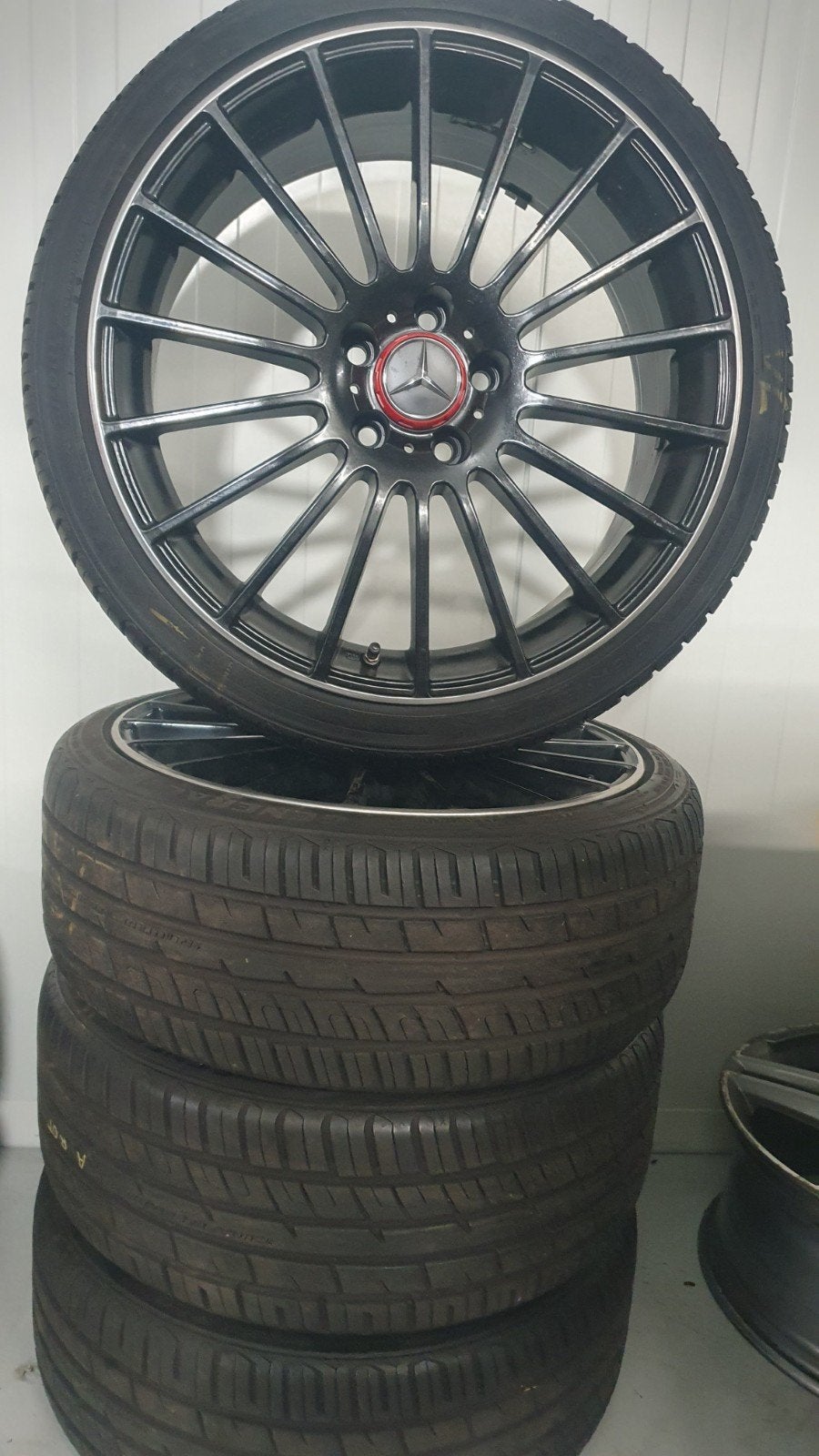 19" Zwarte AMG Style Velgen+Banden Mercedes A/CLA/B Klasse, 19 inch, Gebruikt, Banden en Velgen, Ophalen of Verzenden