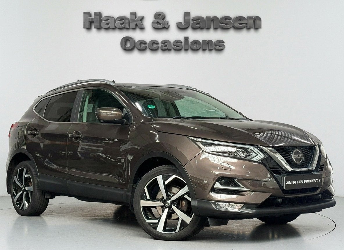 Nissan Qashqai 1.3 DIG-T Tekna + Panoramdak 360 Camera, Dealer onderhouden, Gebruikt, Zwart, 4 cilinders
