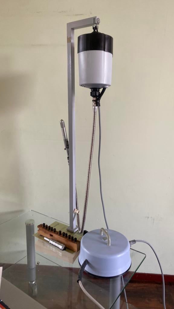 Goudsmid gereedschap hangmotor merk Faro, Ophalen of Verzenden, Zo goed als nieuw