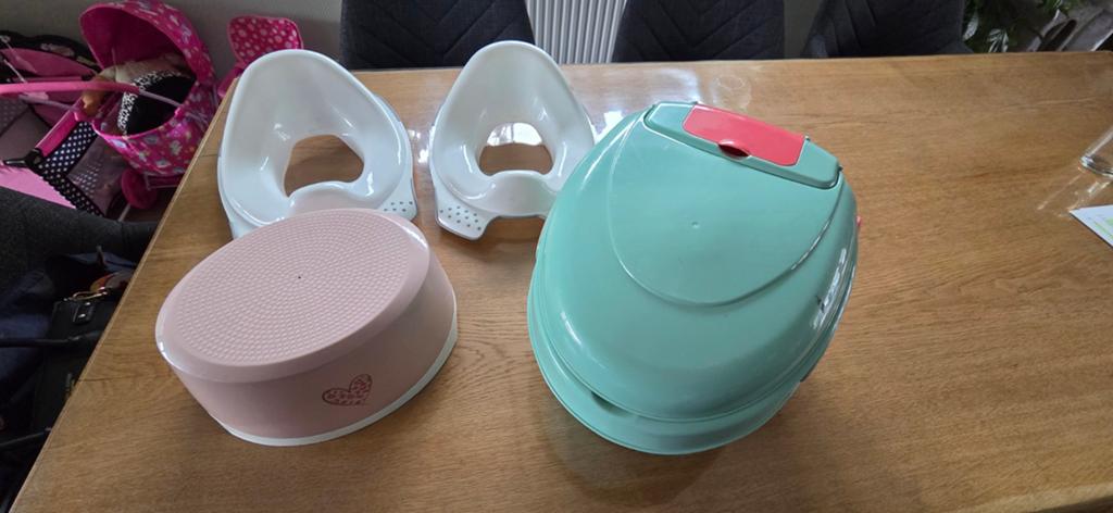 Zindelijkheidstraining set, Kinderen en Baby's, Badjes en Verzorging, Ophalen of Verzenden, Zo goed als nieuw, Overige typen, Overige merken