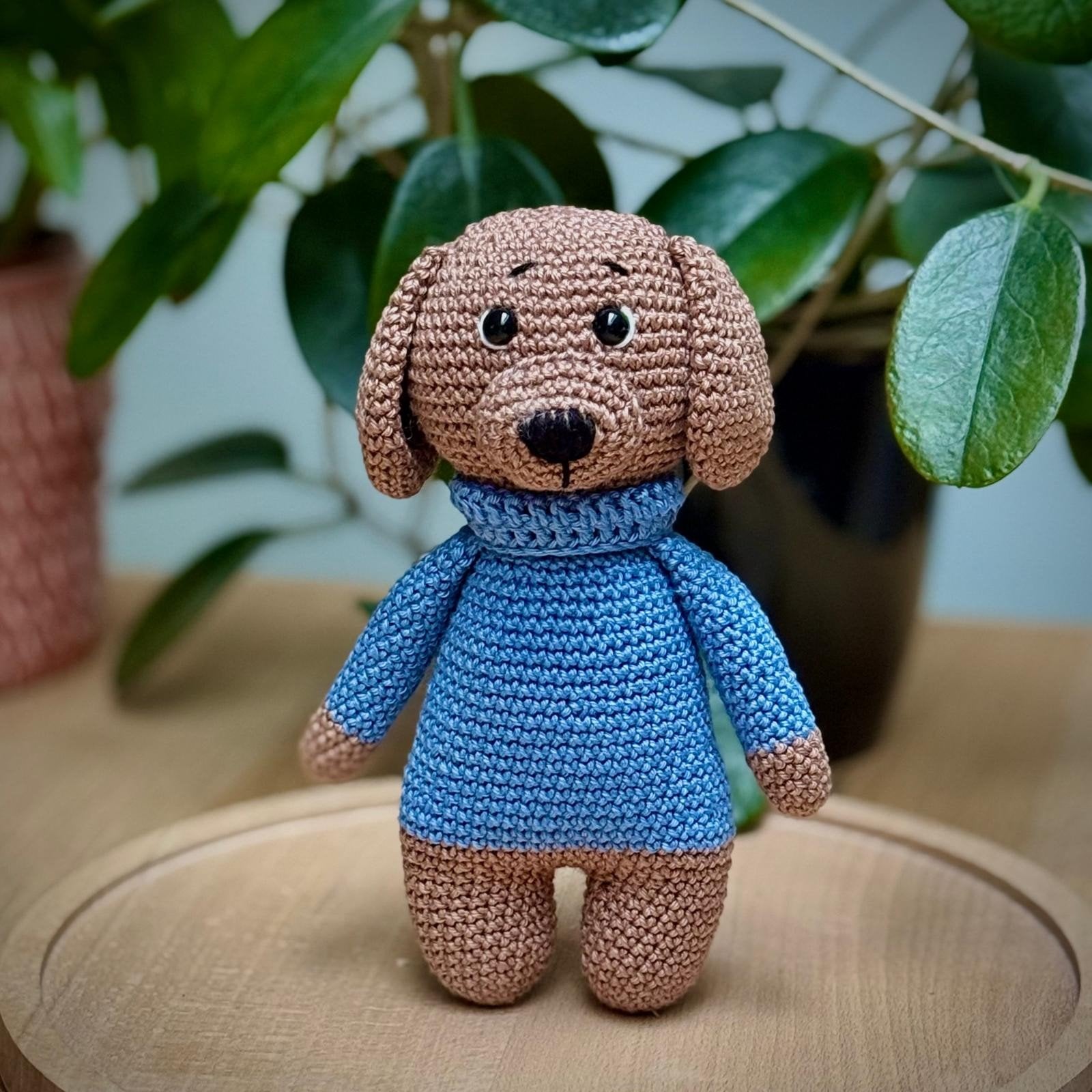 Gehaakte knuffelhond, Handgemaakt, Zo goed als nieuw, Klein (minder dan 20 cm), Bruin