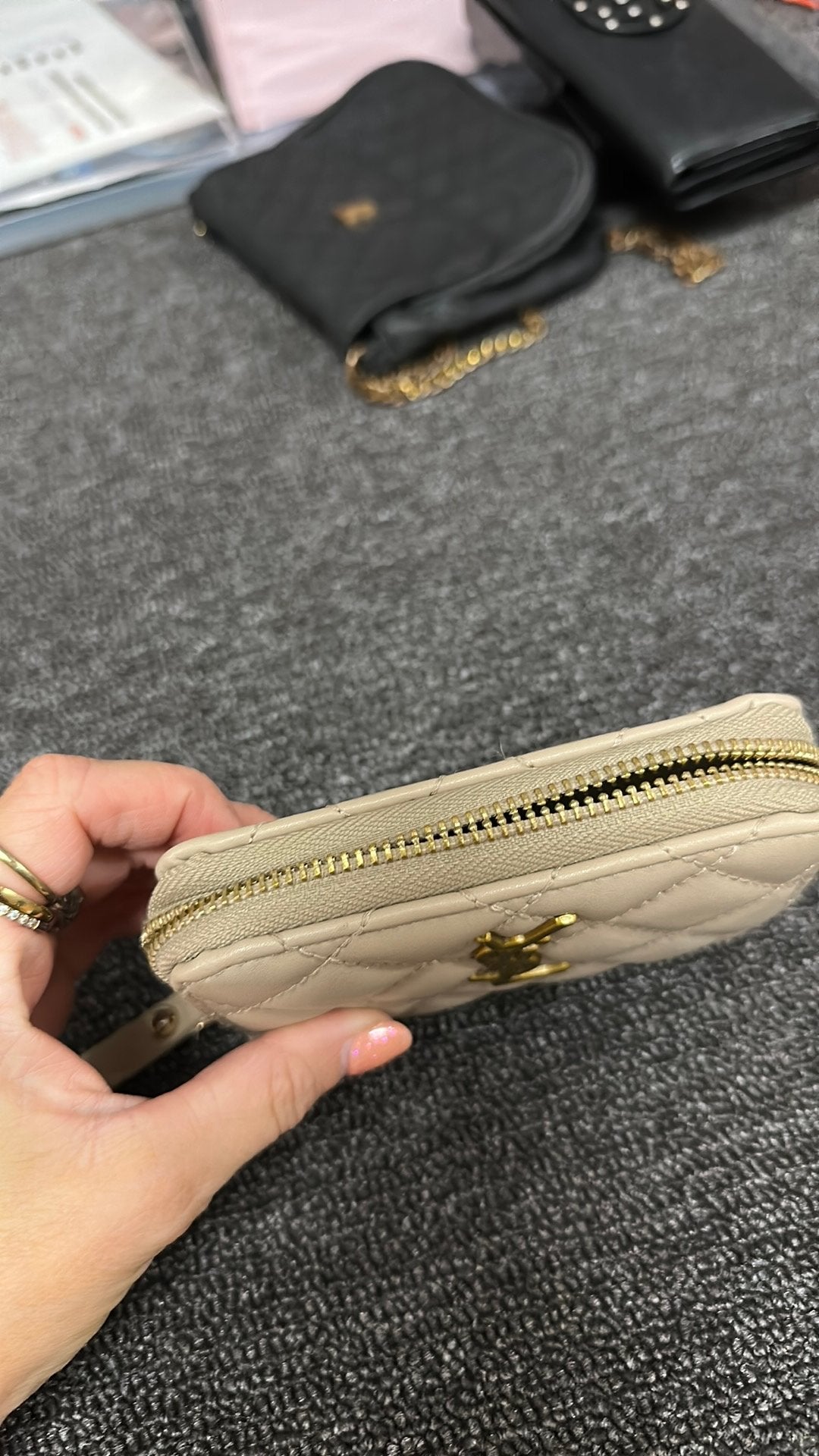 Y S L portemonne beige, Verzenden, Zo goed als nieuw, Beige