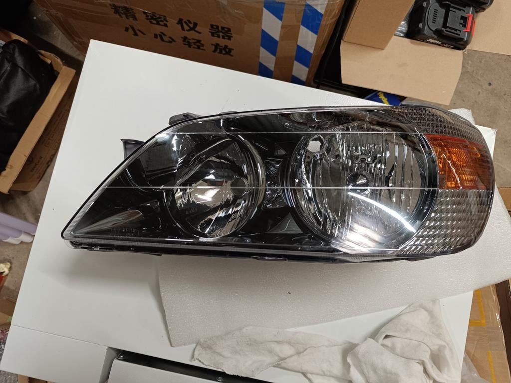 Koplamp set Toyota Altezza RS200 of Lexus IS200, Auto-onderdelen, Ophalen of Verzenden, Nieuw, Toyota