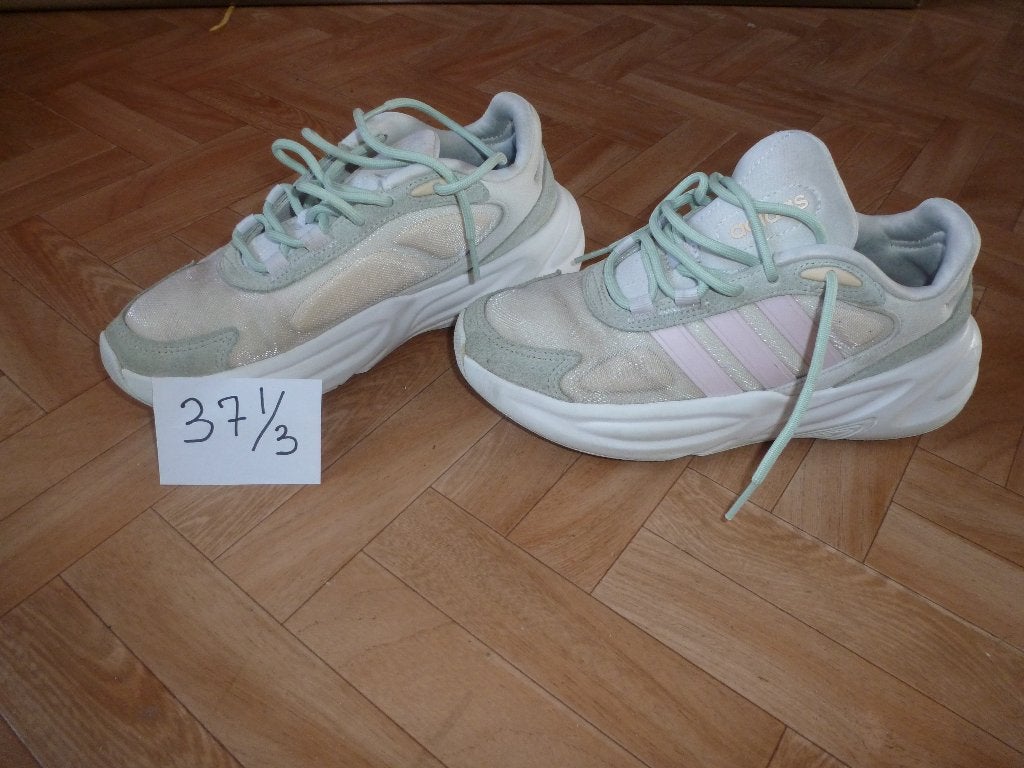 Meisjes schoenen maat 37 en 1/3, Ophalen, Adidas, Meisje, Schoenen