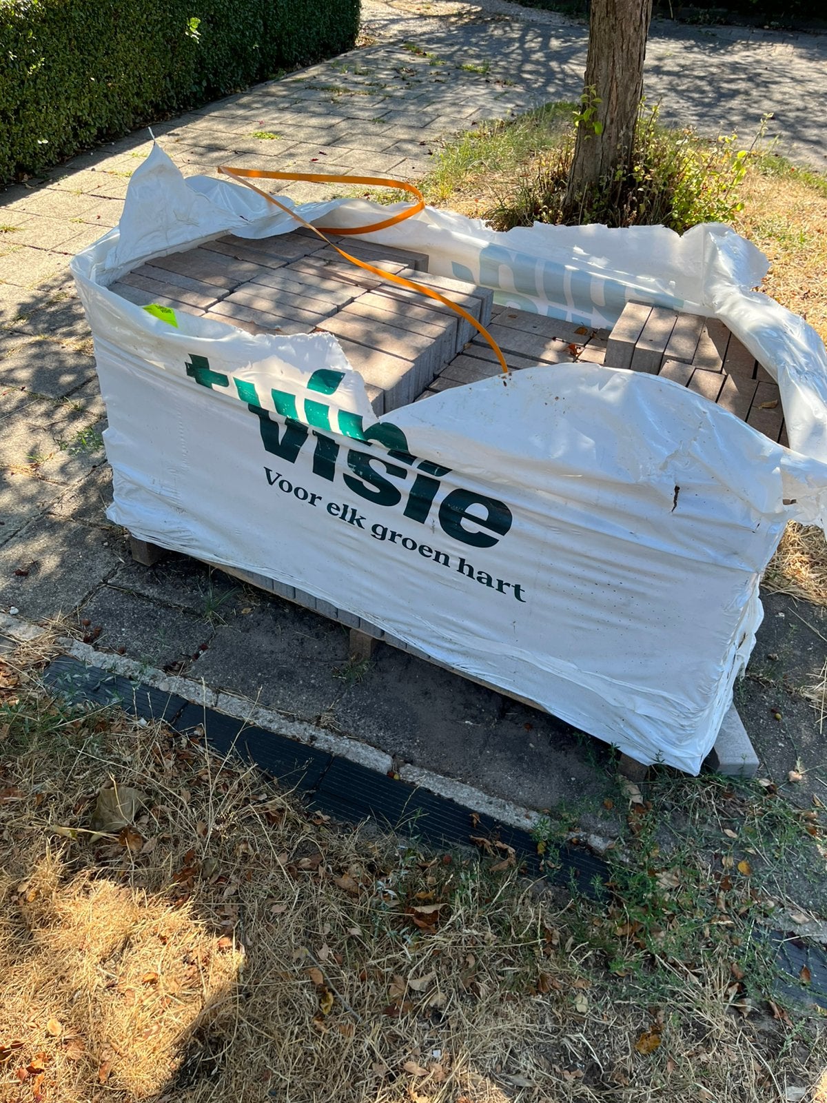 Bijna vol pallet : roze klinkers , waaltjesformaat ., Ophalen, Klinkers, Nieuw, 10 m² of meer