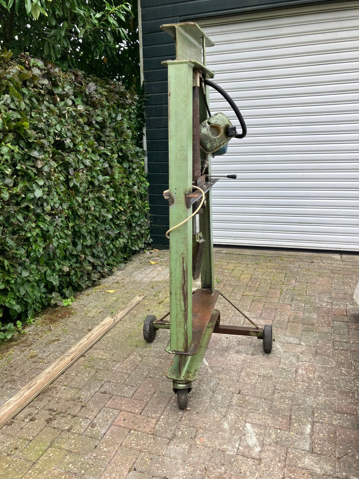 Grote Kloofmachine, Ophalen, Zo goed als nieuw, Benzine, Staand
