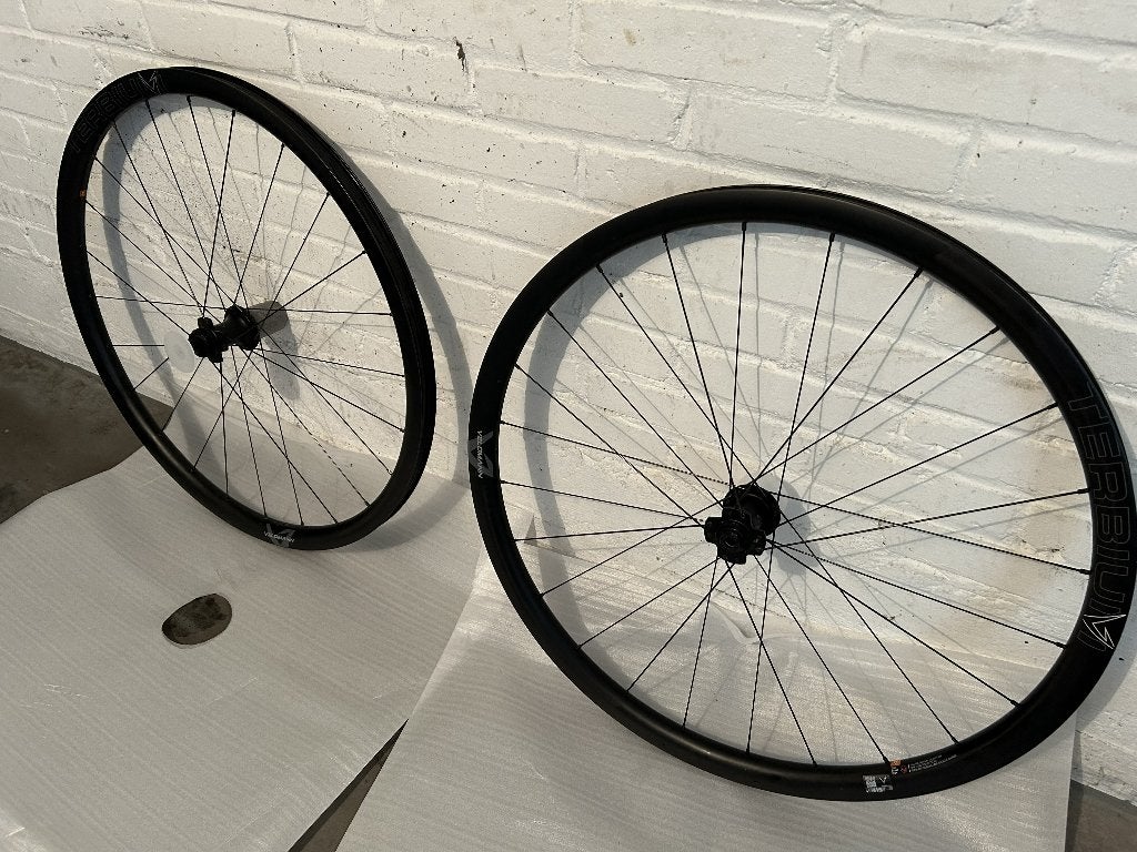 Velomann Terbium Wielset, Fietsen en Brommers, Gebruikt, Velomann, Gravelbike, Carbon