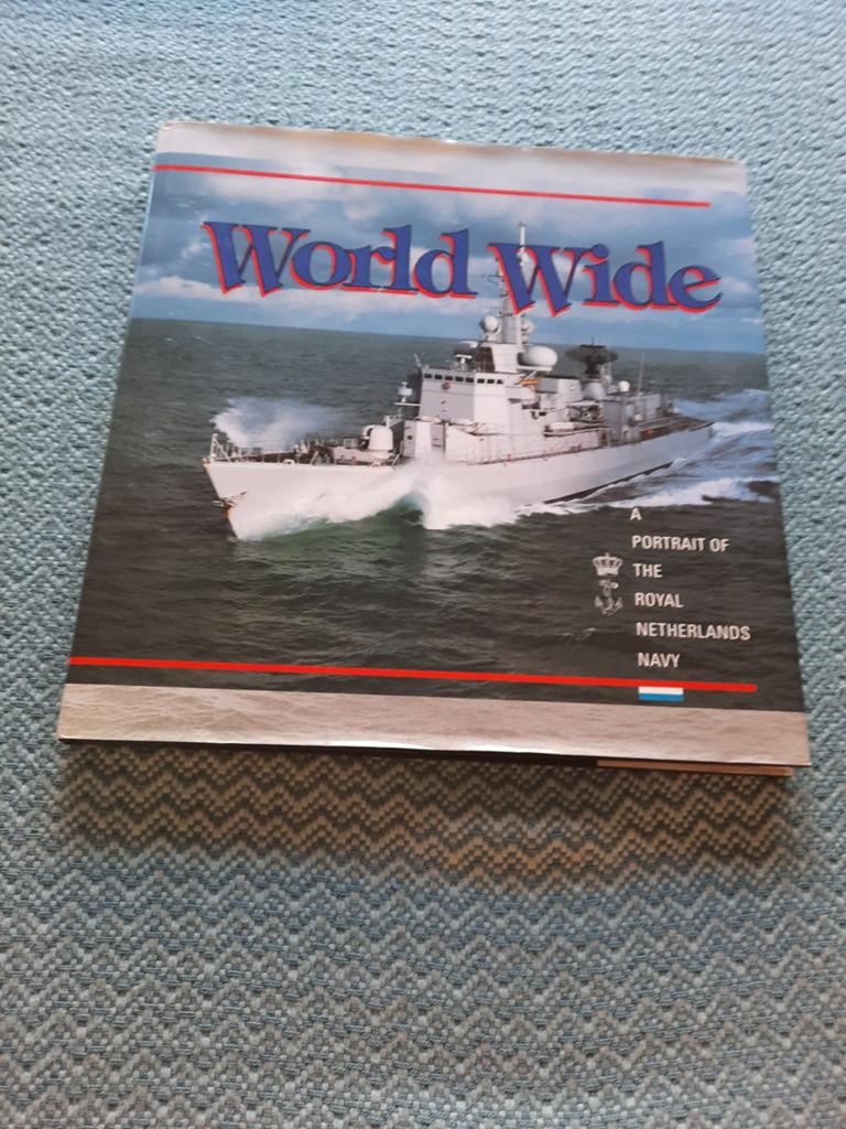 World Wide: Portrait Royal Netherlands Navy - Gesigneerd, F.W. Groenendijk, Marine, Ophalen of Verzenden, Zo goed als nieuw
