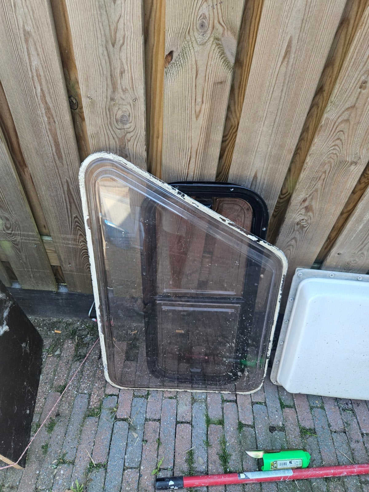 Beyerland caravan ramen: vast zijraam en keukenraam, Ophalen of Verzenden