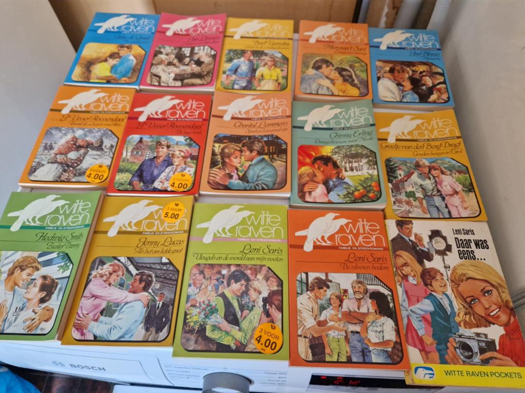 Witte Raven pockets - Diverse titels (romans), Boeken, Romans, Ophalen of Verzenden, Gelezen, Diverse auteurs, Nederland