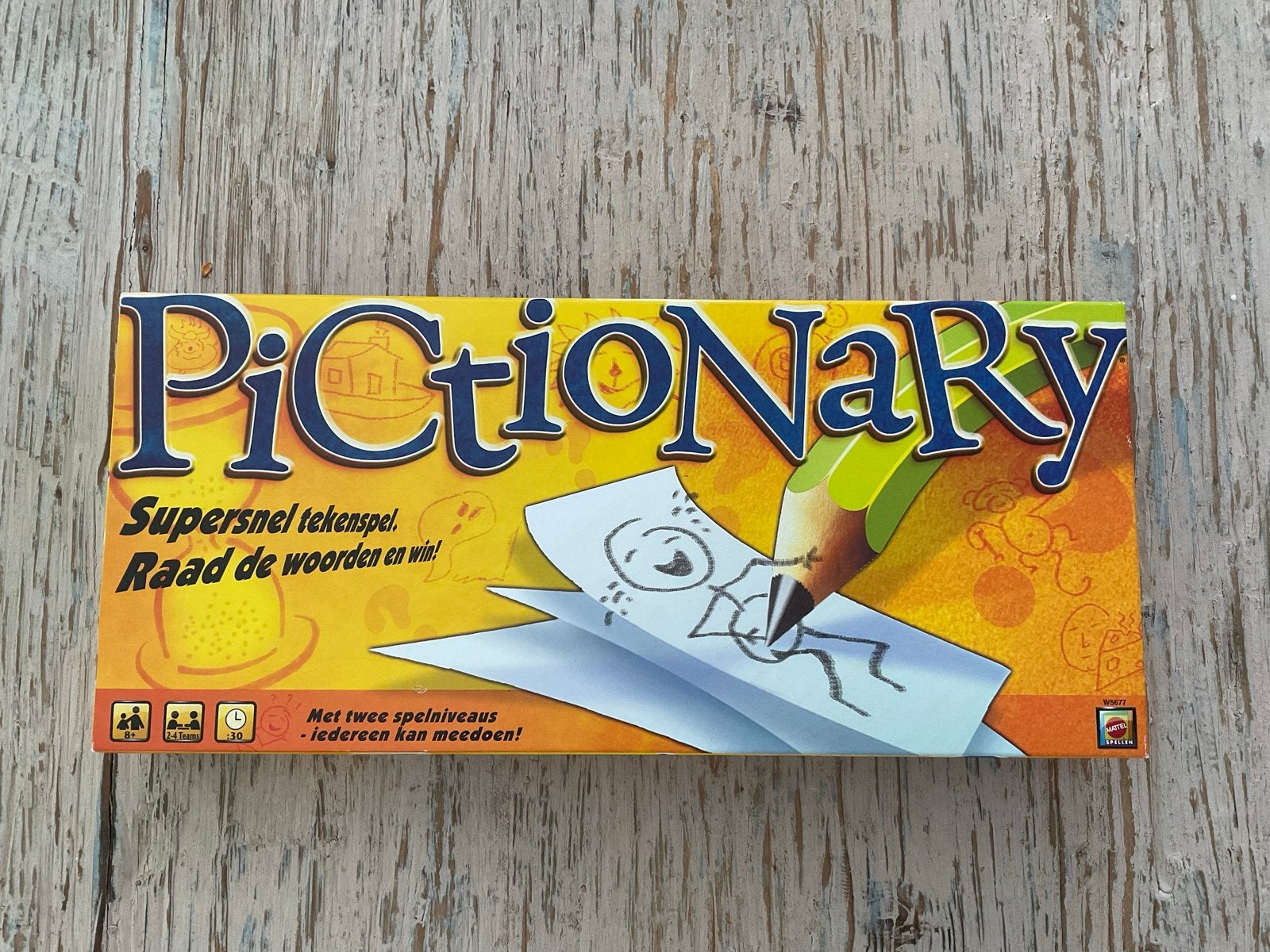 Pictionary Gezelschapsspel - Zo goed als nieuw, Drie of vier spelers, Ophalen of Verzenden, Zo goed als nieuw