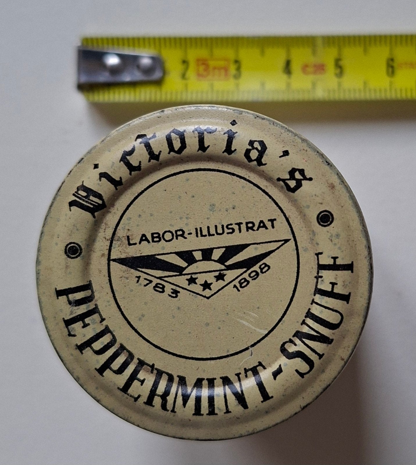 Antiek Victoria's Peppermint-Snuff blikje - Klein formaat, Verzamelen, Blikken, Ophalen, Gebruikt, Overige, Overige merken