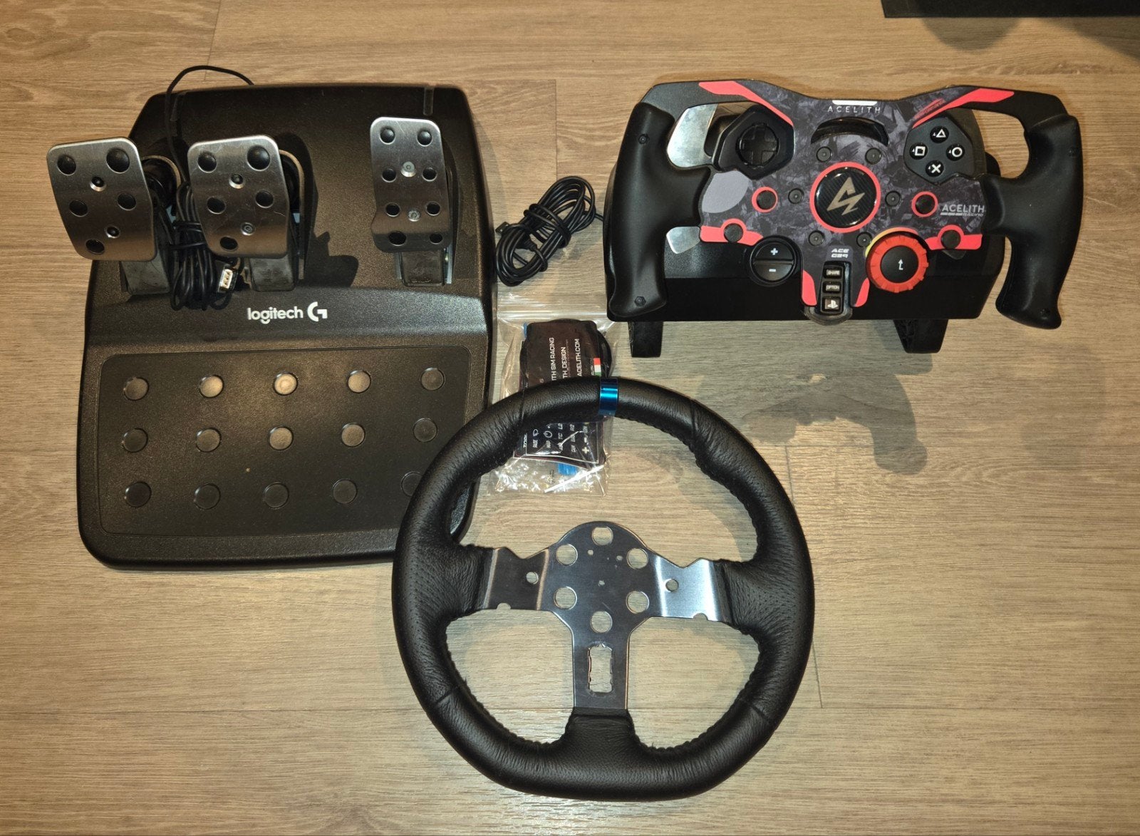 Logitech G29 Racestuur met Pedalen (F1 Modificatie), Racestuur, Gebruikt, Force feedback, Ophalen of Verzenden