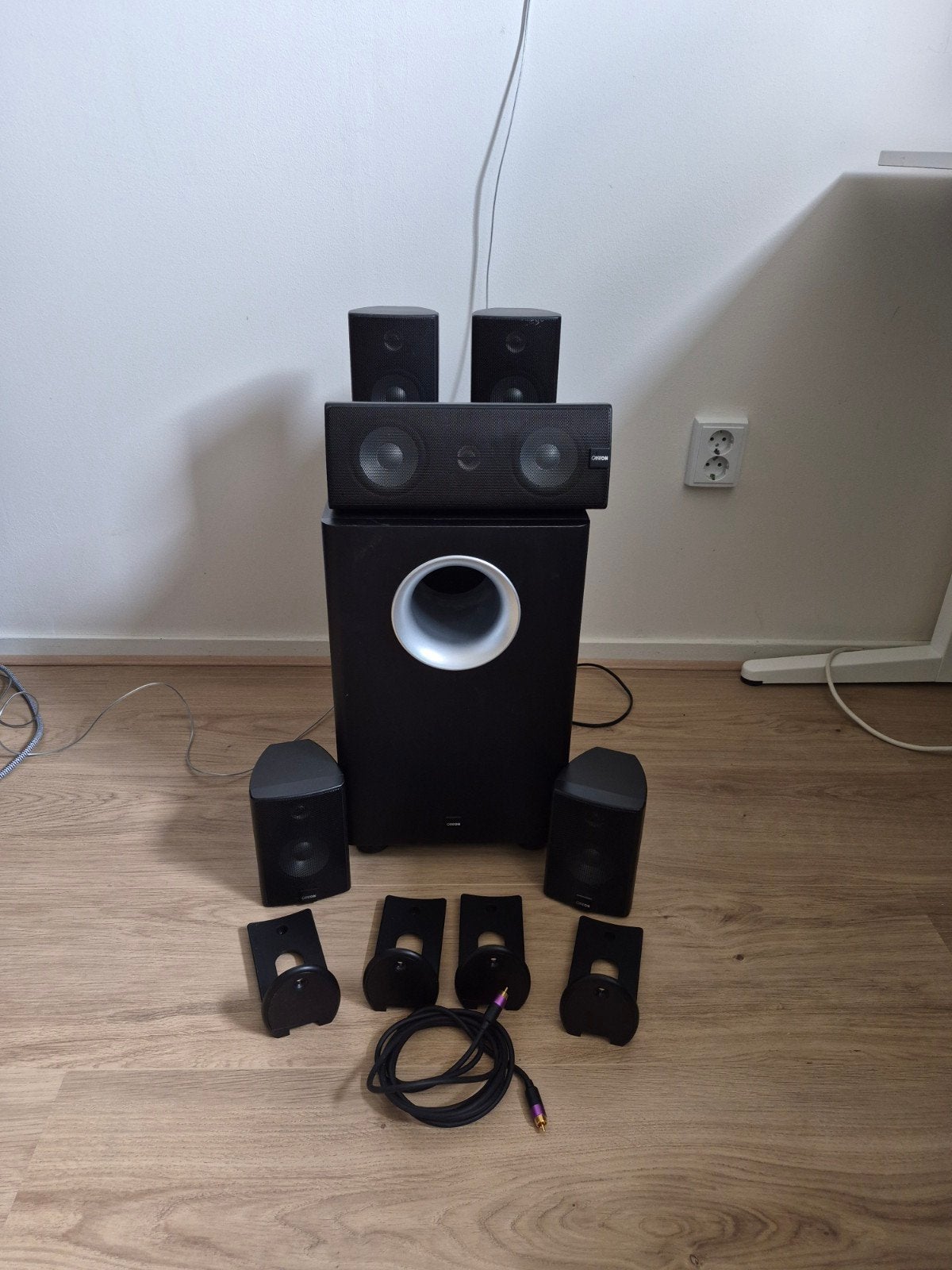 Canton 5.1 surround speakerset incl subwoofer, Audio, Tv en Foto, Luidsprekers, 120 tot 150 watt, Inclusief kabels, Zo goed als nieuw
