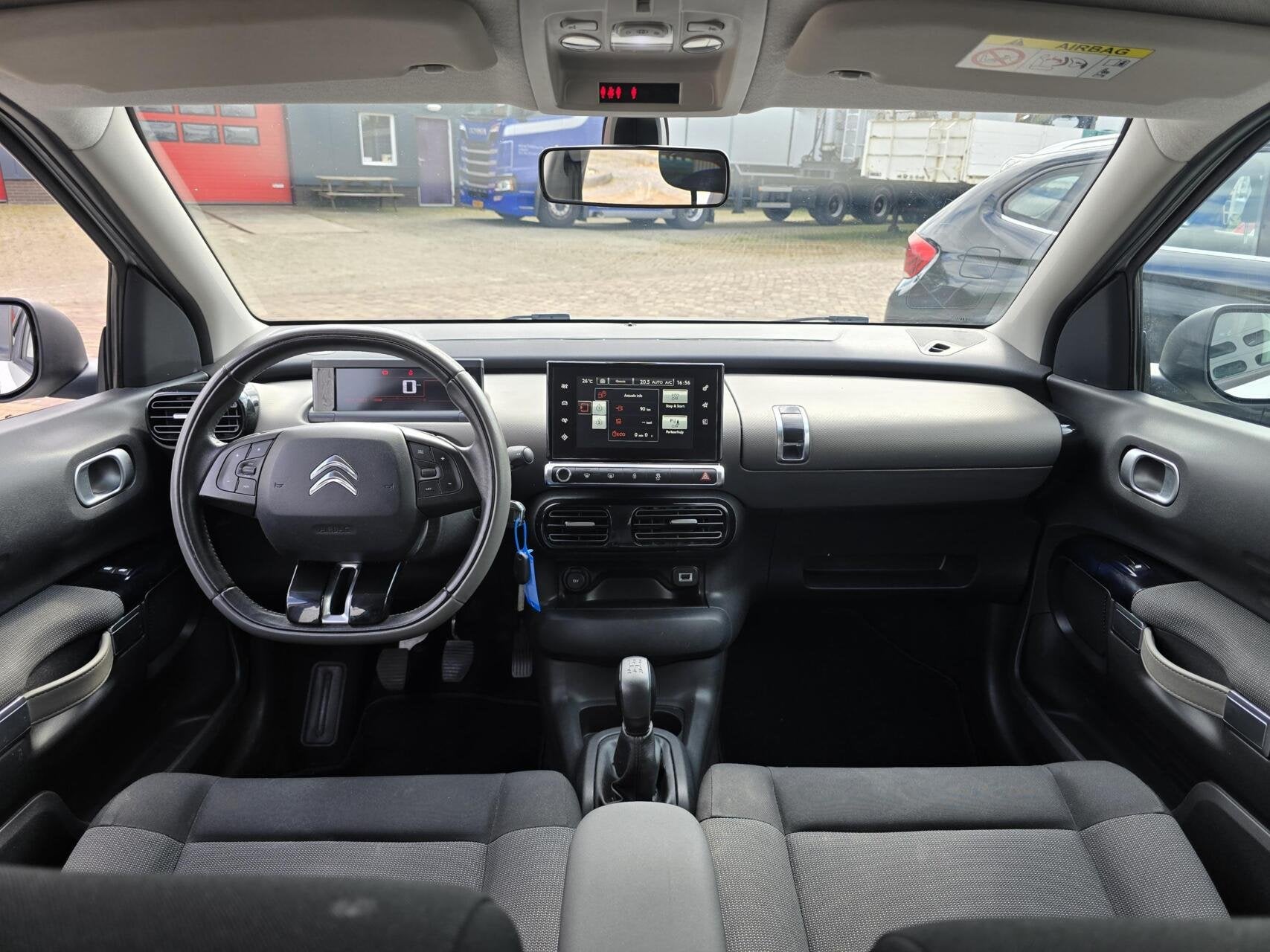 Citroen C4 Cactus 1.2 PureTech Shine Navi/Clima/Camera/LMV, Auto's, Citroën, Voorwielaandrijving, Stof, 1199 cc, 995 kg