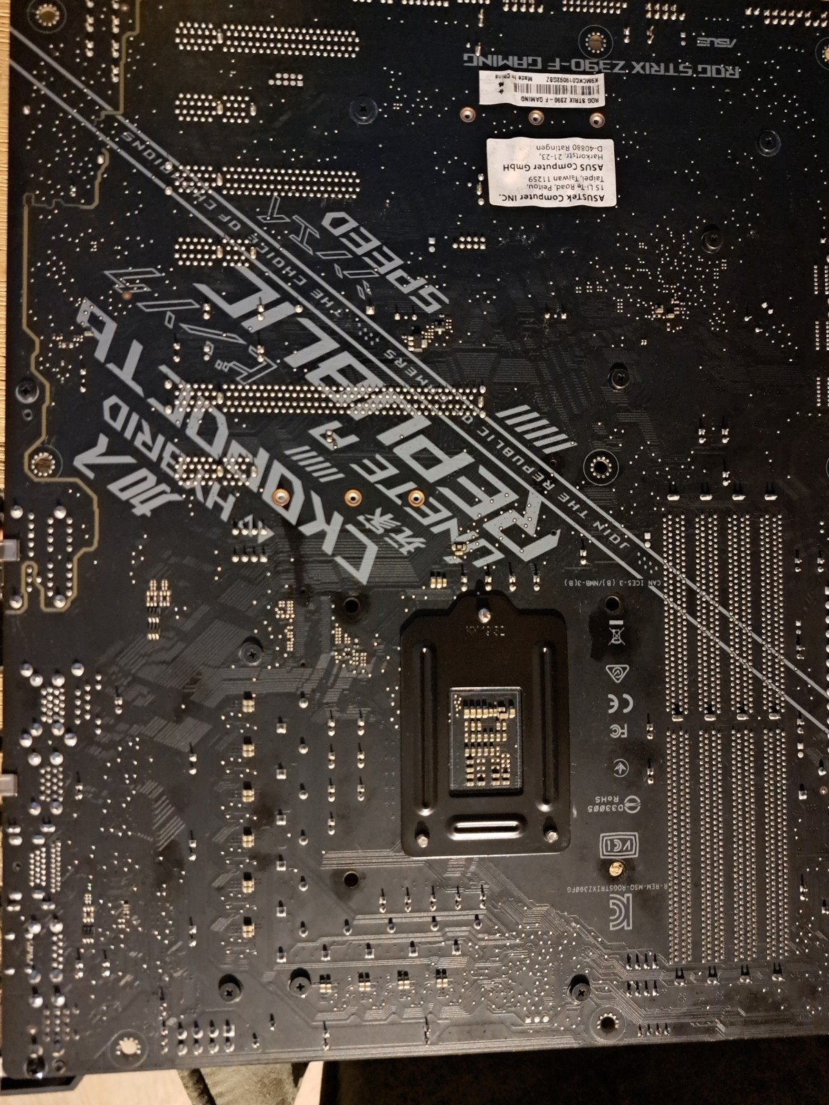 Rog Strix Z390 F Gaming moederbord met i7-9700KF, Ophalen, Zo goed als nieuw, Intel