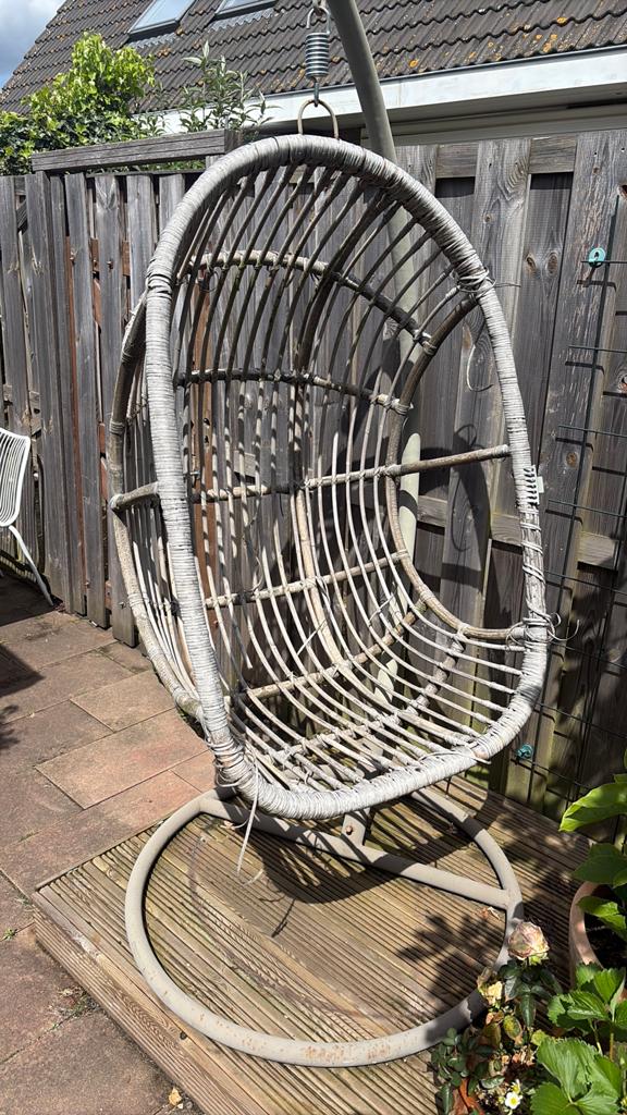Schommelstoel/ hangstoel, Tuin en Terras, Tuinstoelen, Ophalen, Gebruikt