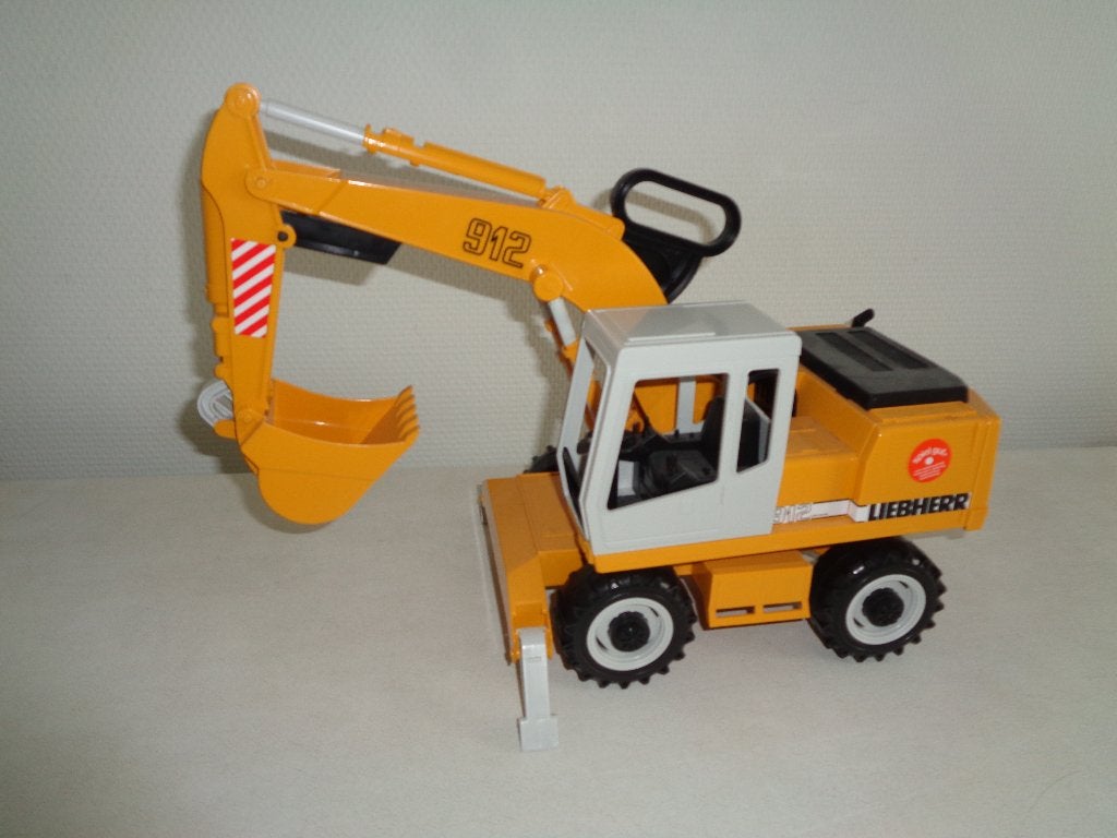 Bruder Liebherr kraan., Ophalen of Verzenden, Zo goed als nieuw