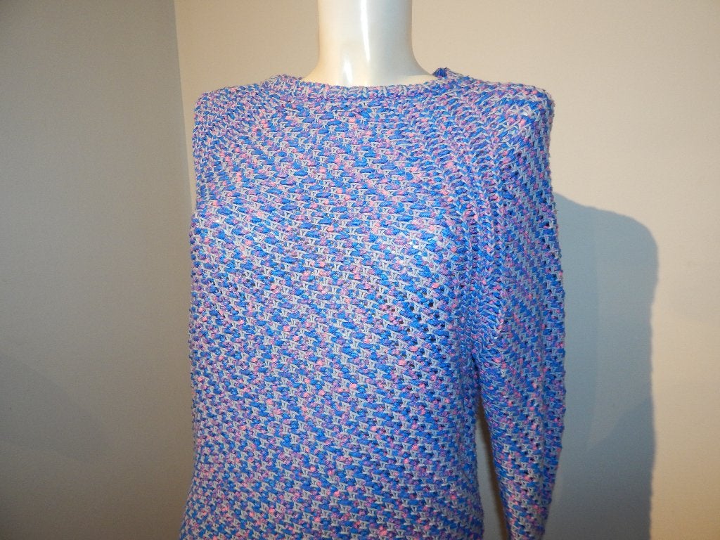 Maje gebreide trui fel blauw met roze frisse tinten M, Kleding | Dames, Truien en Vesten, Maat 38/40 (M), Blauw, Ophalen of Verzenden