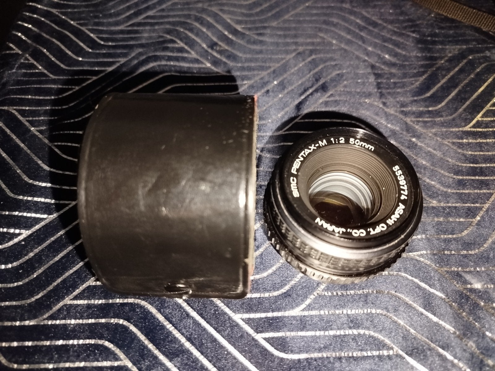 SMC Pentax-M 1:2 50mm lens met originele hoes, Beschermhoes/tas, Zo goed als nieuw, Pentax K-mount, H