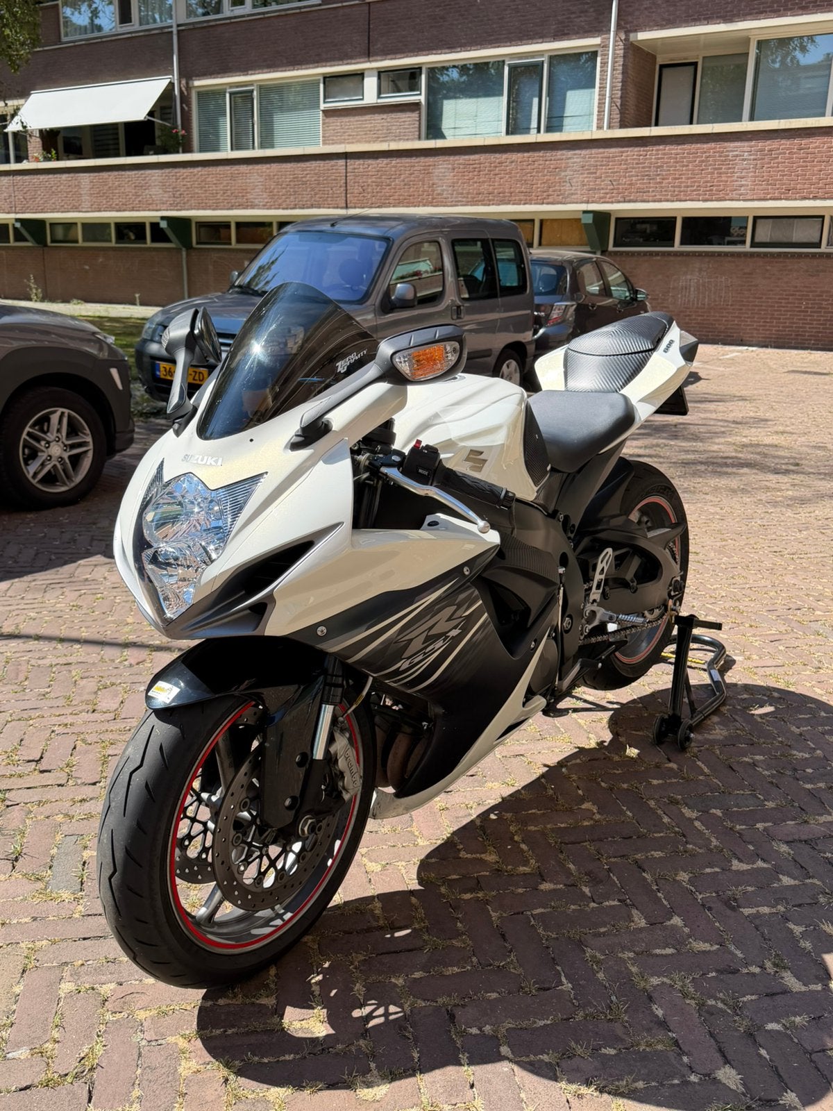 Prachtige Suzuki gsxr-600 - 2011, Motoren, Occasion, 4 cilinders, Meer dan 35 kW, Sport