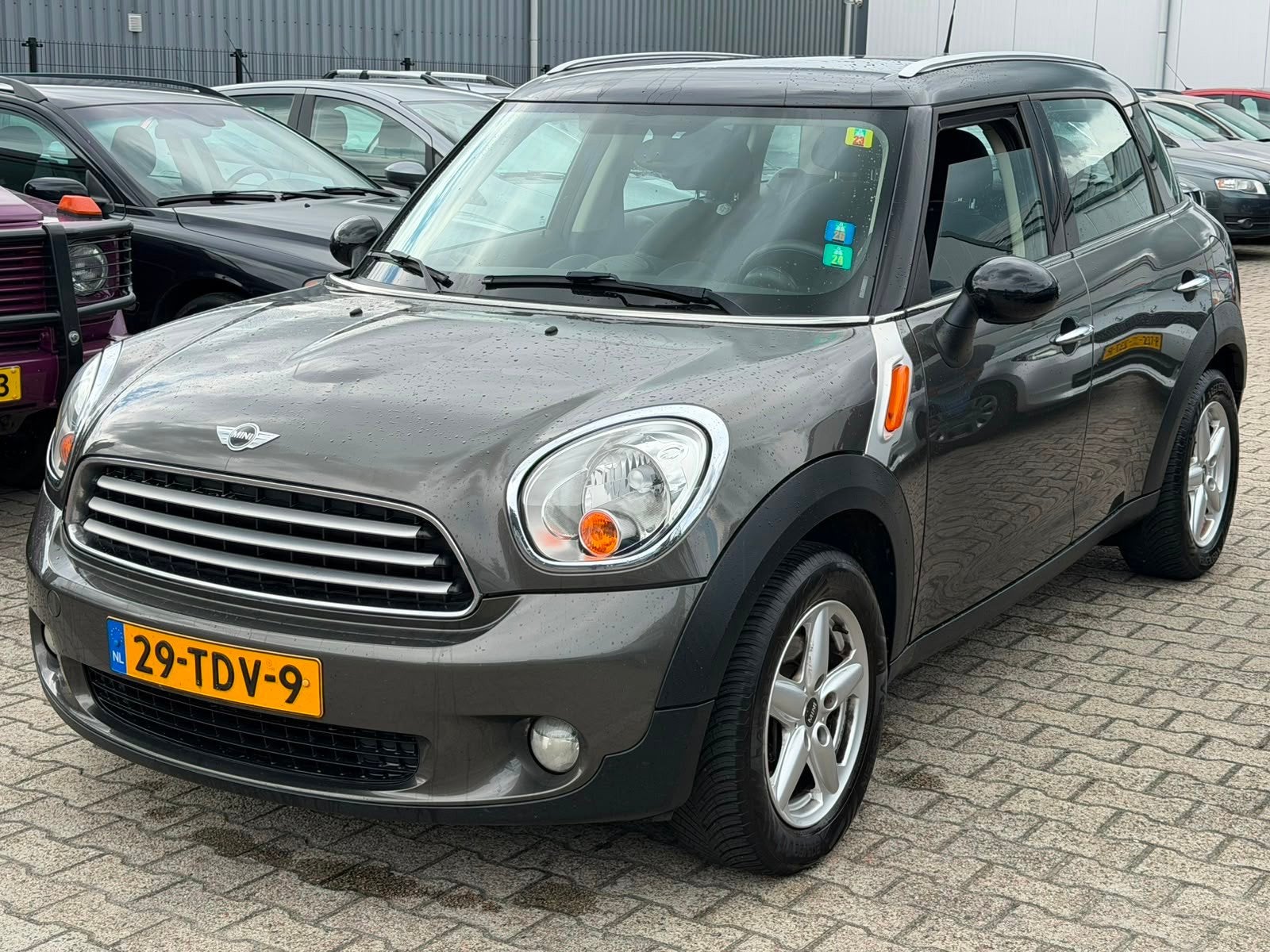 Mini Countryman 1.6 Cooper D 2012 Trekhaak Airco Nieuwe APK, Auto's, Voorwielaandrijving, Euro 5, Gebruikt, 750 kg