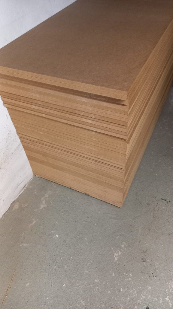 Partij houten mdf platen 207 x 69cm 18mm, Doe-het-zelf en Verbouw, Platen en Panelen, Ophalen, Nieuw, Minder dan 20 mm