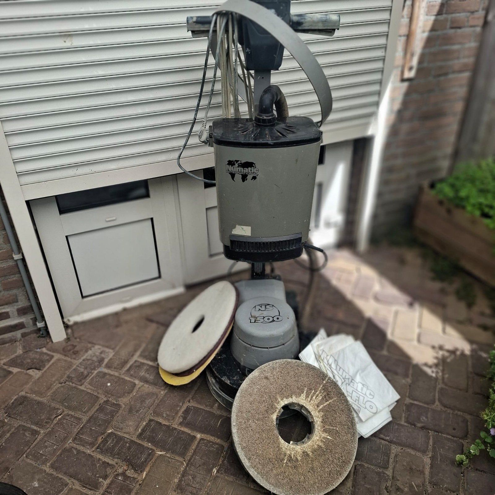 Parket schuurmachine vloerschuurmachine numatic woodboy 1500, Ophalen