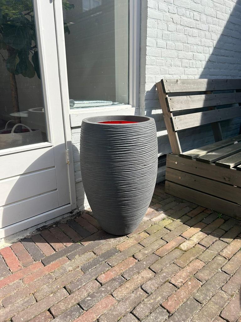 Capi Vaas Deluxe Bloempot 38cm x 58 cm, Kunststof, Rond, Binnen, Zo goed als nieuw