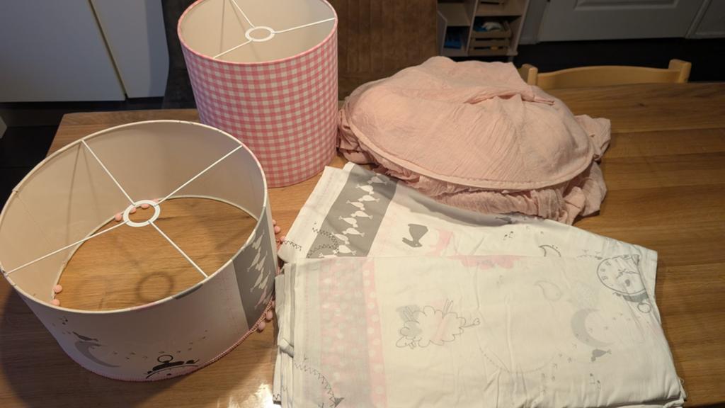 Meisjes slaapkamer aankleding decoratie lamp gordijn klamboe, Ophalen of Verzenden, Zo goed als nieuw