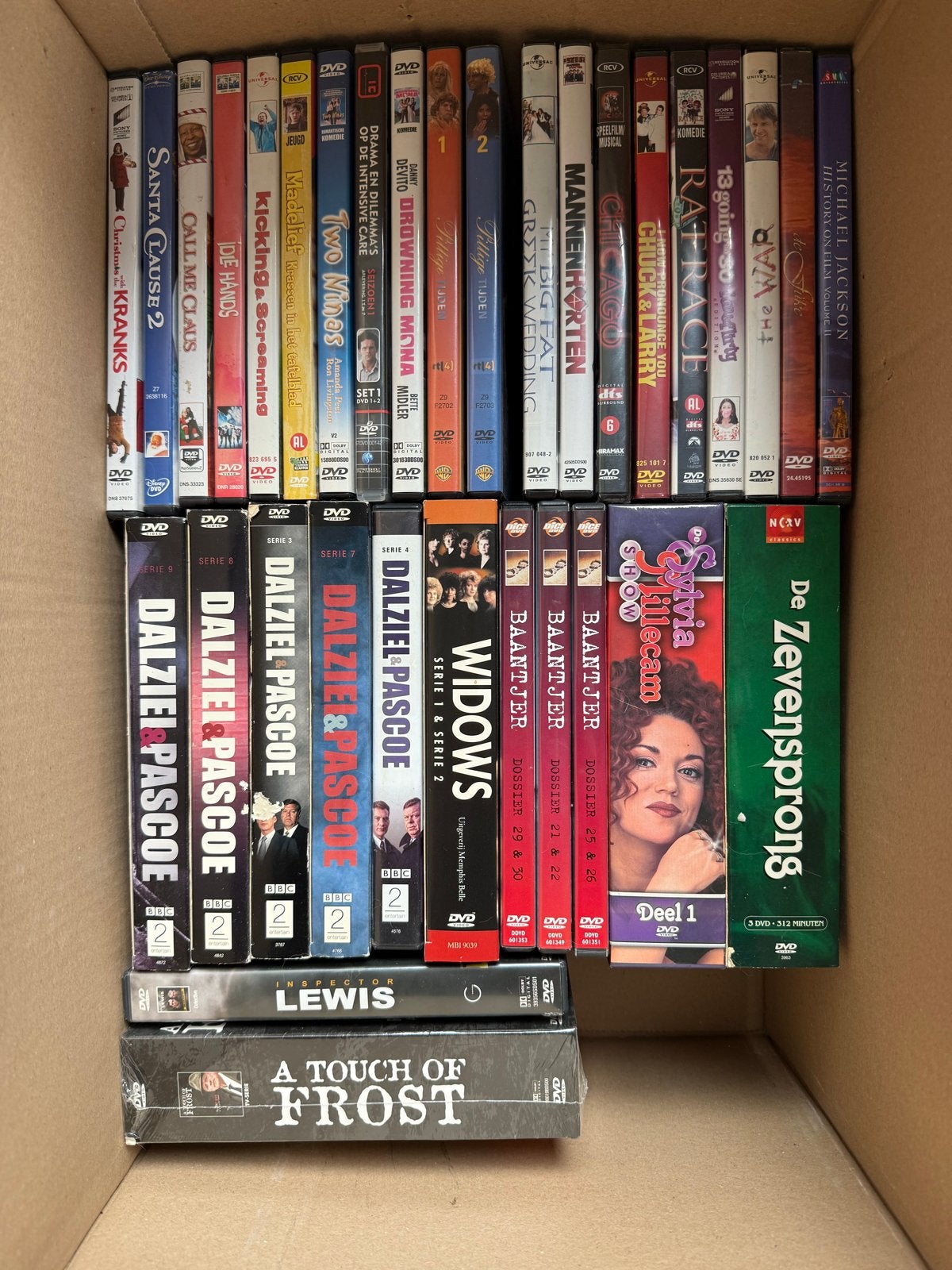 Grote doos vol diverse dvd's en series, Cd's en Dvd's, Dvd's | Tv en Series, Nederlands, Overige genres, Ophalen of Verzenden