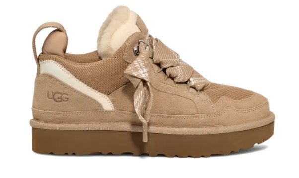 UGG Lowmel Sand Beige | Maat 39 | €29,95 | 1 Lusje Kapot, UGG, Beige, Ophalen of Verzenden, Sneakers of Gympen