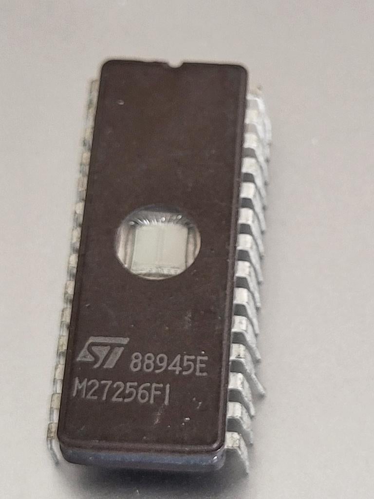 27256 UV- EPROM, Verzenden, ST & AMD
