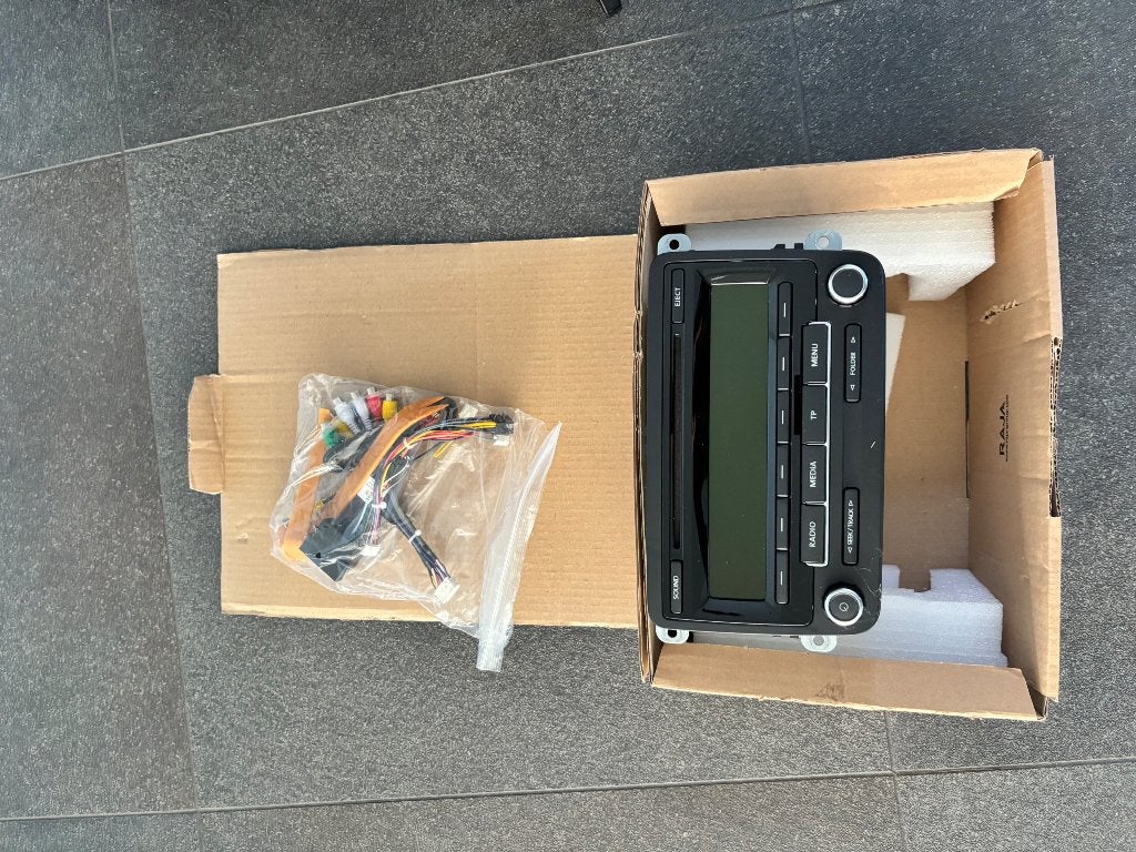Auto radio, Ophalen of Verzenden, Nieuw
