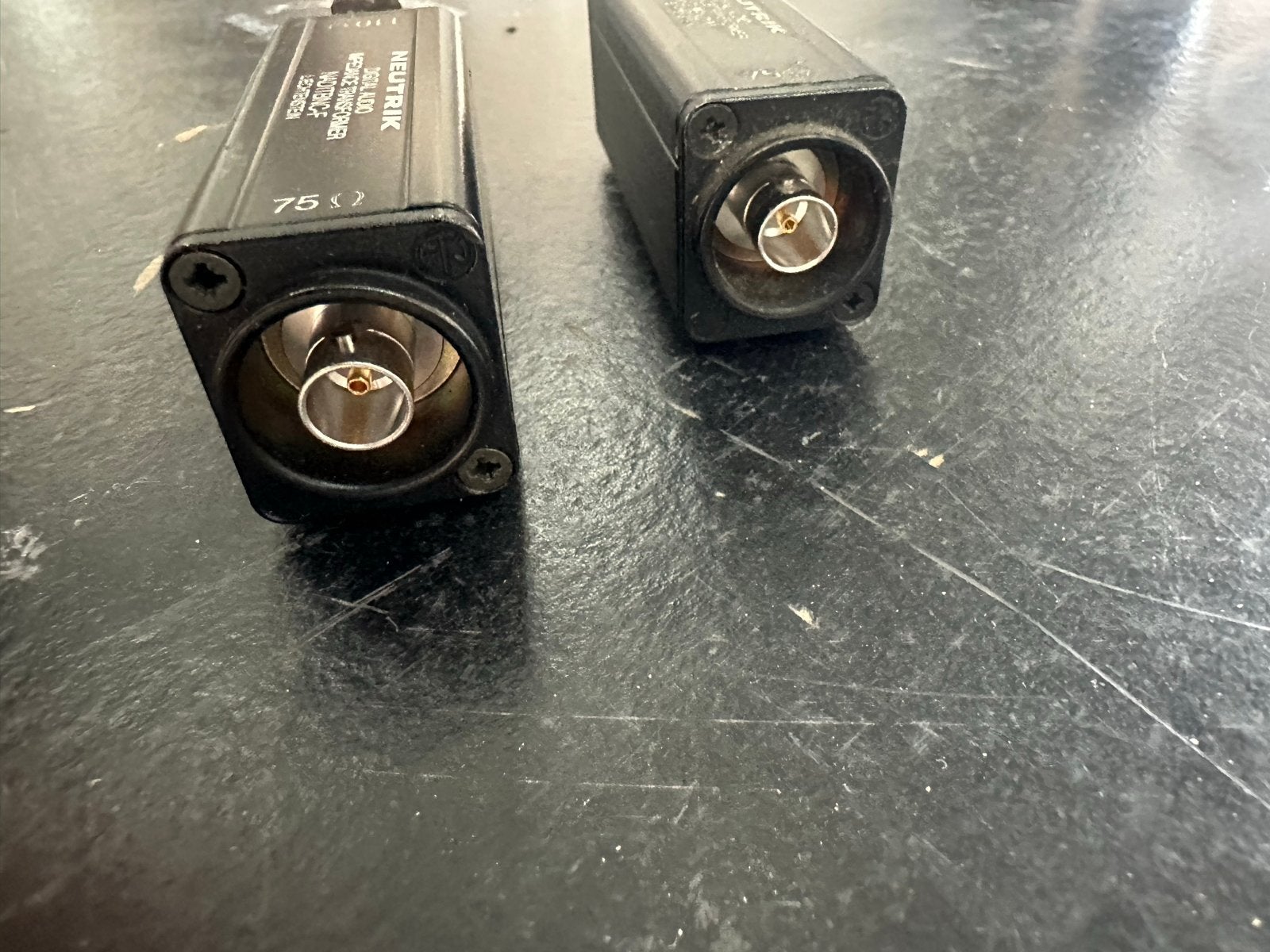 Neutrik NADITBNG-F /M Digitale Audio Impedantie Transformer, Ophalen of Verzenden, Gebruikt