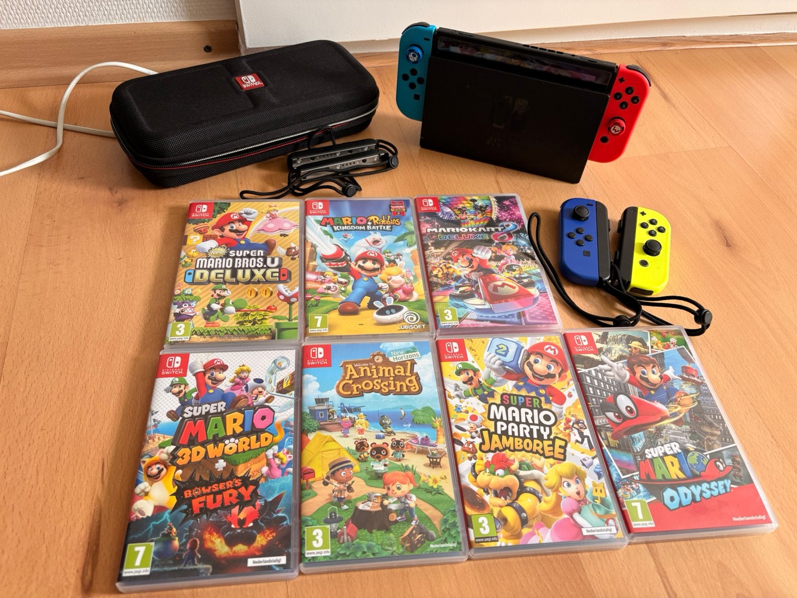 Nintendo Switch Compleet Pakket +7 Topgames + Extra Joy-Cons, Ophalen of Verzenden, Zo goed als nieuw, Met 2 controllers, Switch Original