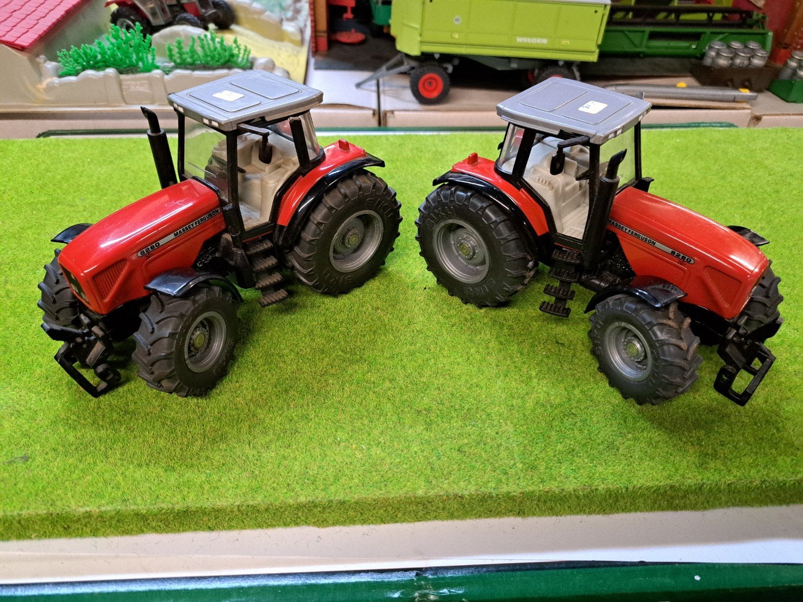 Massey Ferguson 8280 Xtra van Siku met stocknummer 3251, Ophalen of Verzenden, Zo goed als nieuw, Tractor of Landbouw, Overige merken
