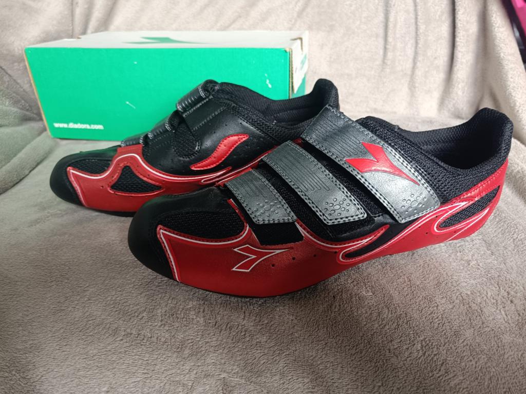 Diadora fietsschoenen maat 44 (28cm) spd en spd sl nieuw, Nieuw, Ophalen of Verzenden