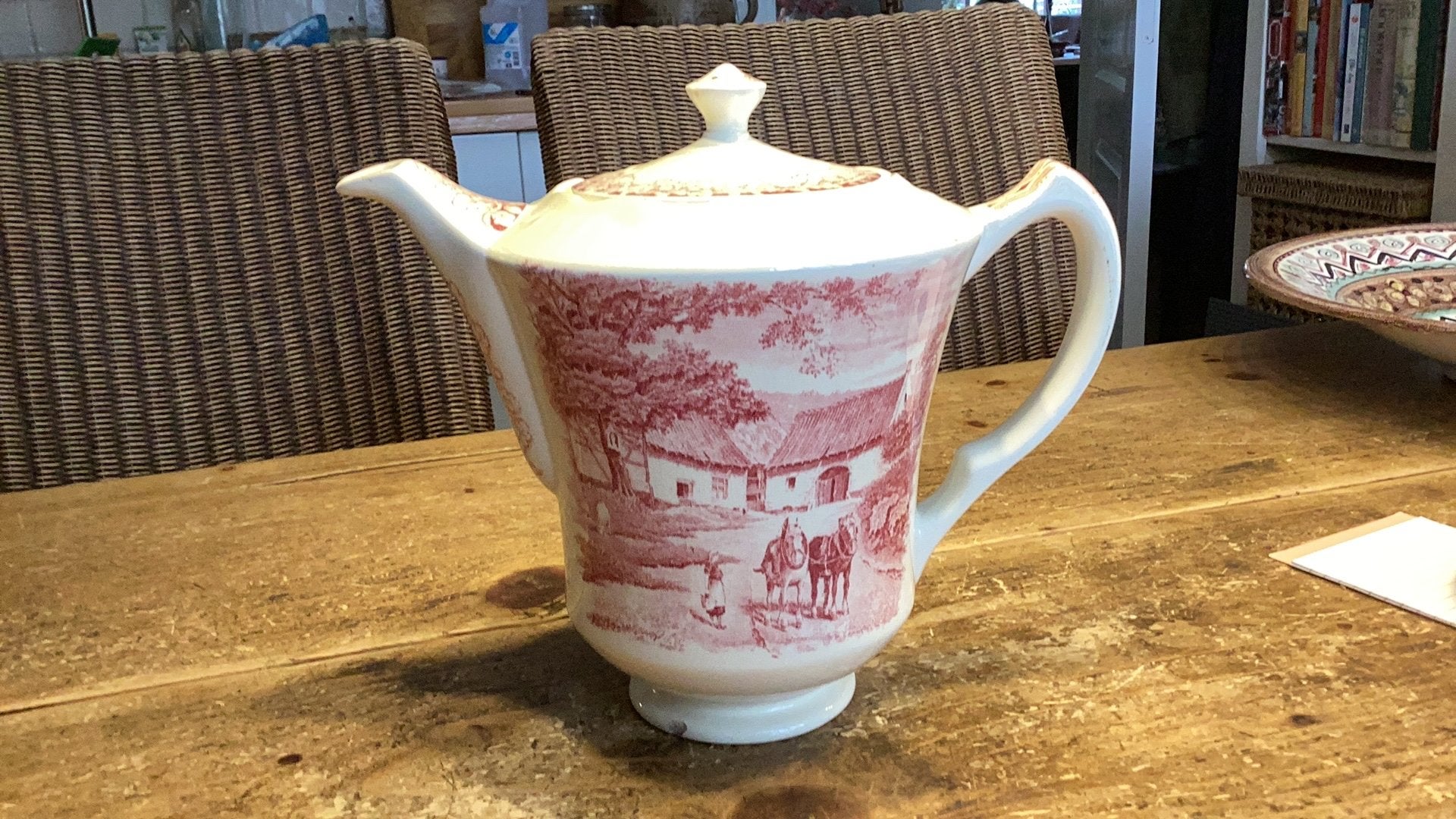 Koffiepot rood Boerenhoeve Société Céramique Maastricht, Ophalen