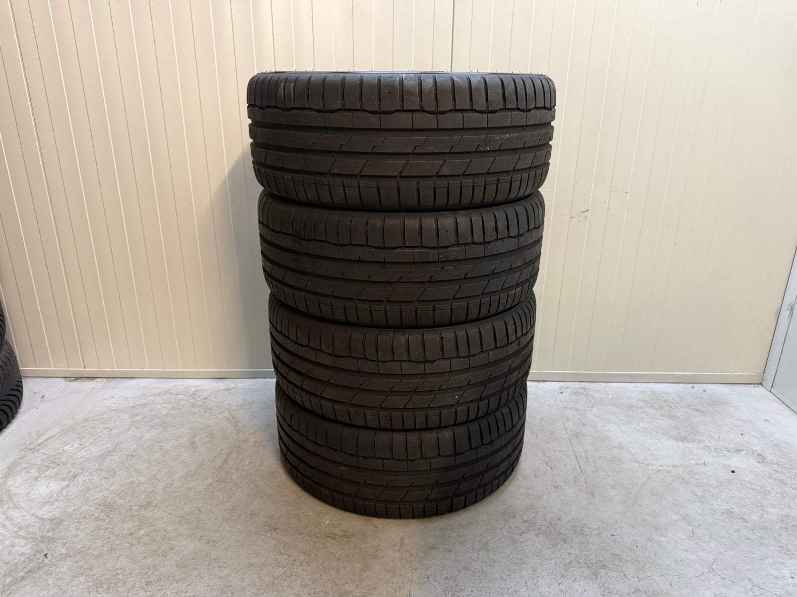 Originele Seat Leon Cupra FR 5F 19 inch Hankook zomer 2023, SEAT, Gebruikt, Banden en Velgen, 235 mm