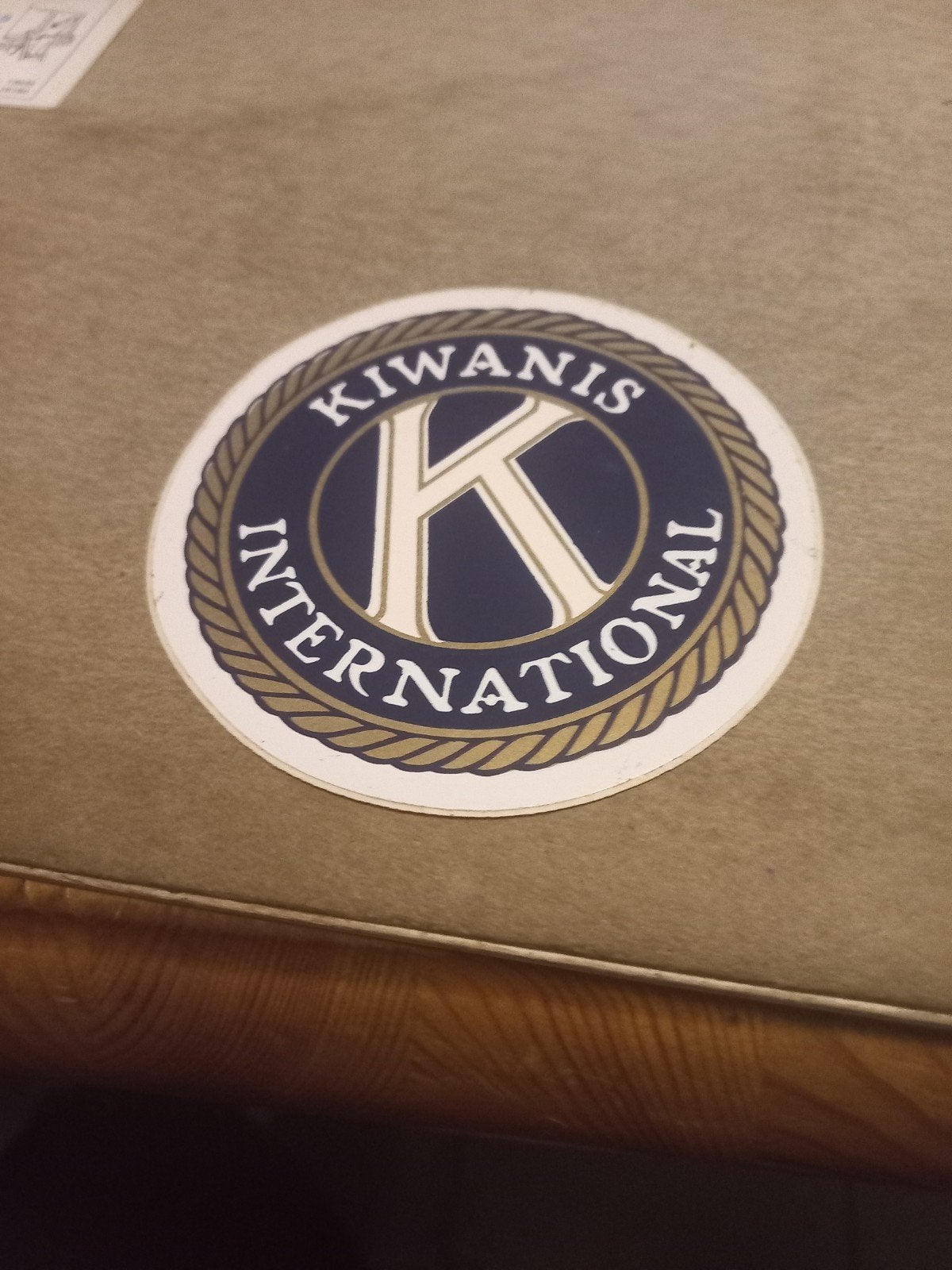 Kiwanis International sticker/, Ophalen of Verzenden, Gebruikt