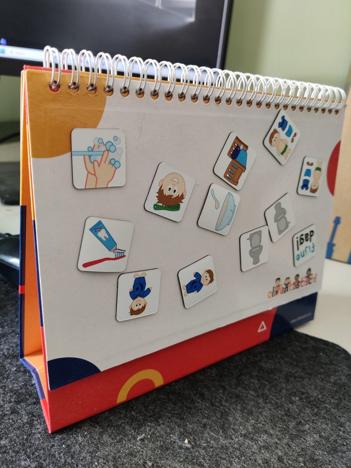 Olifantastisch dagritme magneet bordje met magneet plaatjes, Ophalen of Verzenden, Gebruikt