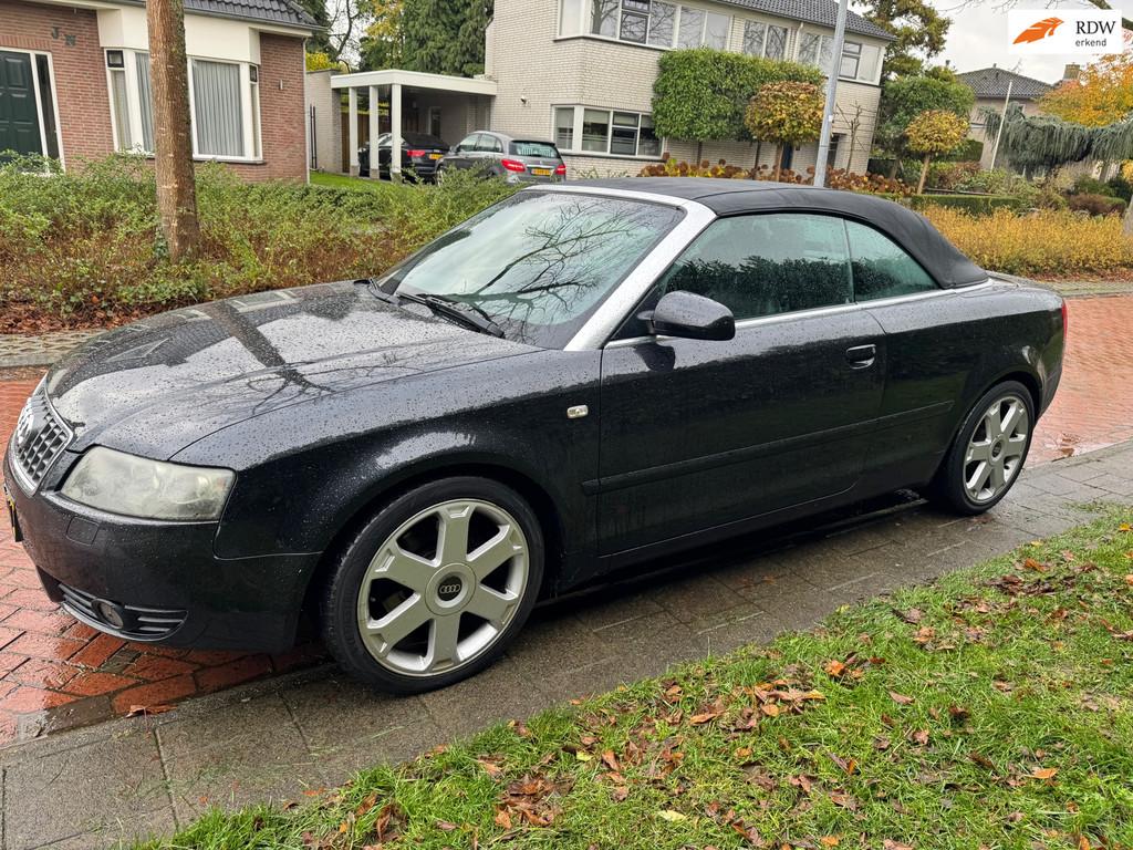 Audi A4 Cabriolet 3.0 V6 Automaat, APK November 2026 plus gr, Auto's, Gebruikt, 1595 kg, Cabriolet, 4 stoelen
