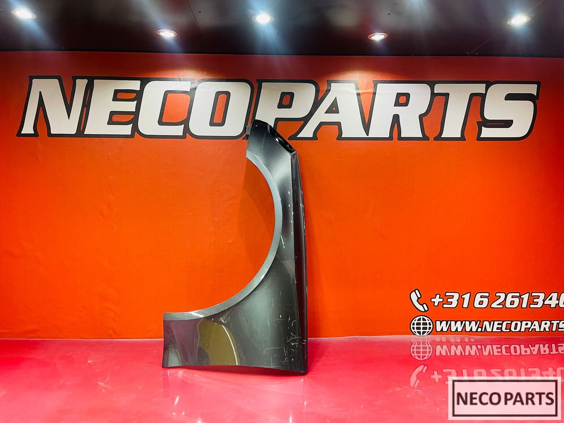AUDI A4 B9 8W RS4 SPATBORD ZIJSCHERM ALLES LEVERBAAR, Auto-onderdelen, Gebruikt, -, Achter, -